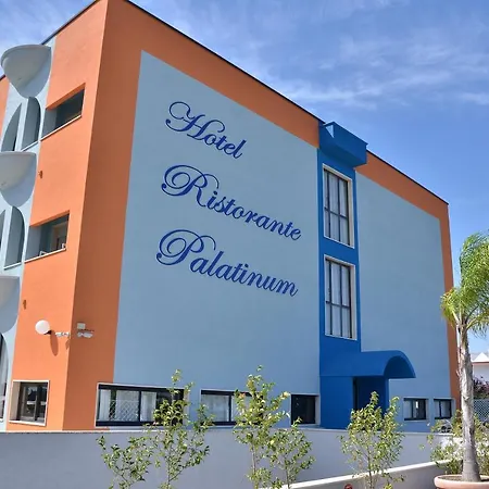 Palatinum מלון מטאפונטו